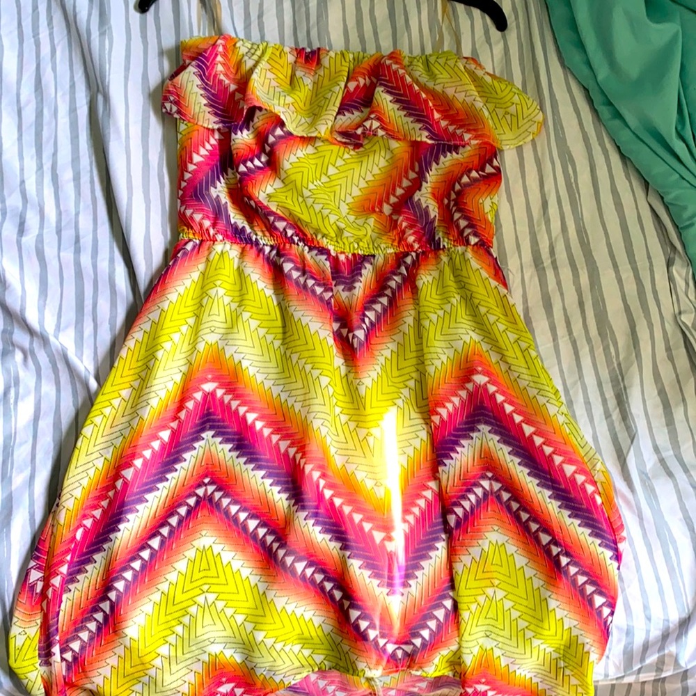 Multi color mini dress with liner back end